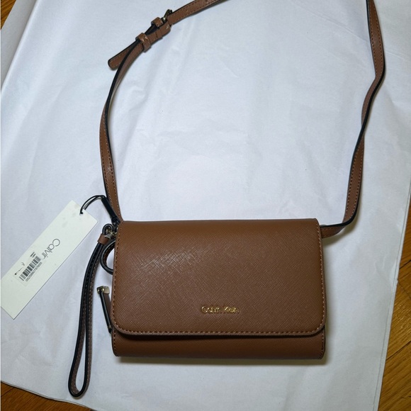 Calvin Klein Handbags - Calvin Klein Crossbody Bag